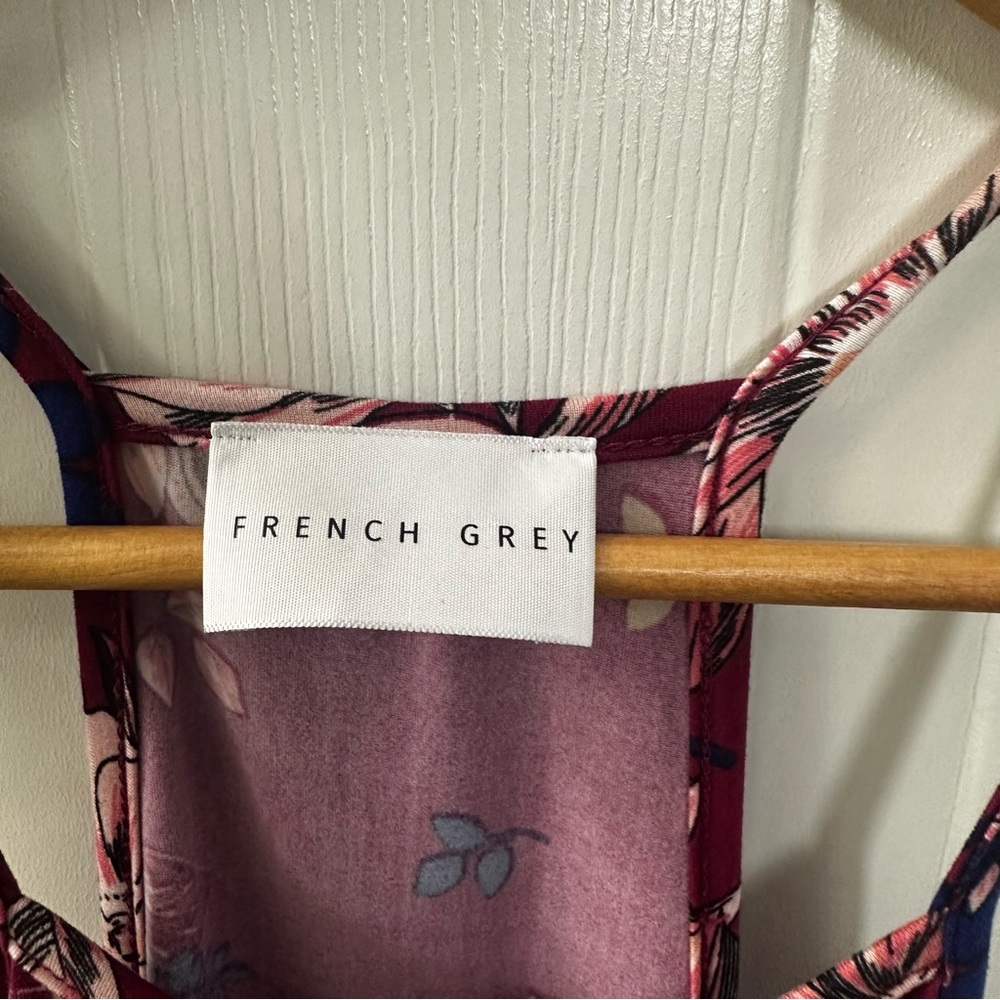 French Grey Burgundy Floral Mini Dress M Sleeveless Stretch - Picture 4 of 11